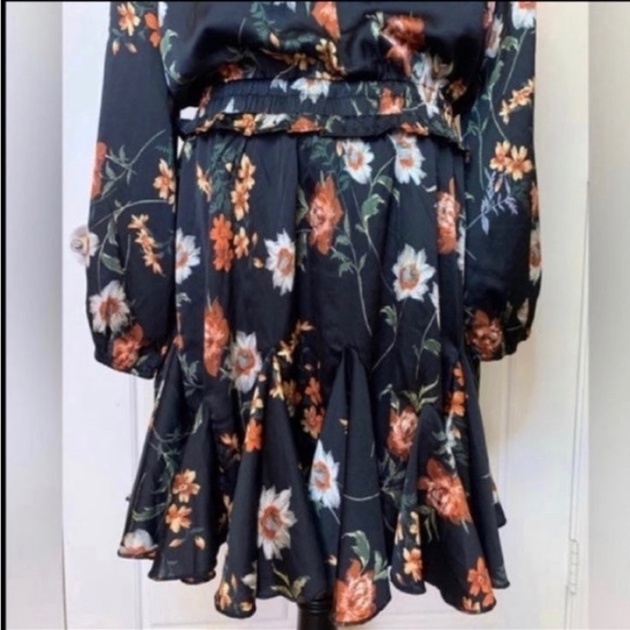 BLACK FLORAL LONG SLEEVE FULL SKIRT DRESS - Picture 8 of 11